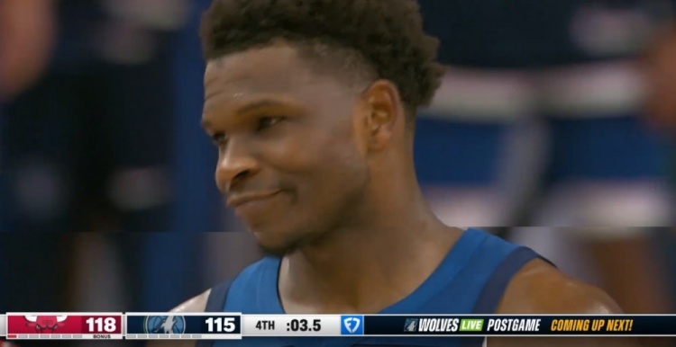 功亏一篑！爱德华兹绝平三分失手 球队遗憾落败